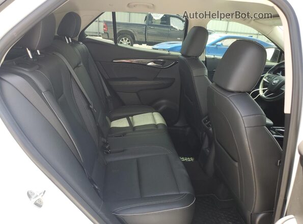 LRBFZNR41MD172392 2021 BUICK ENVISION White Widok wnętrza z tyłu