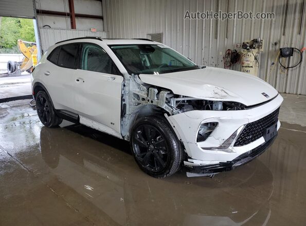 LRBFZPE4XRD052468 2024 BUICK ENVISION Белый Передняя правая четверть