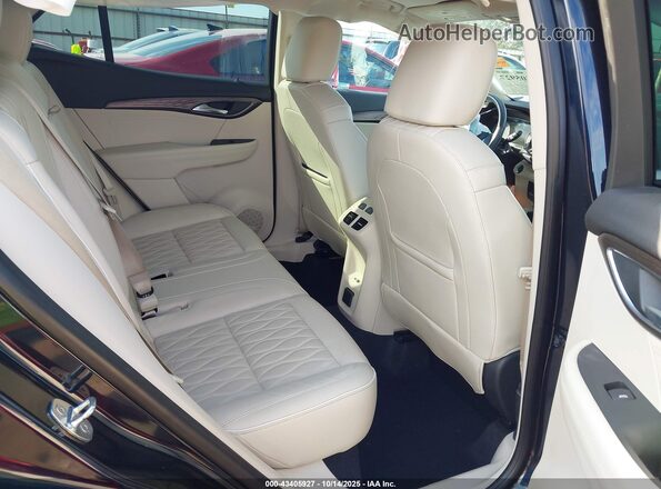 LRBFZSR49MD061782 2021 BUICK ENVISION Blue Vista de la etiqueta del VIN
