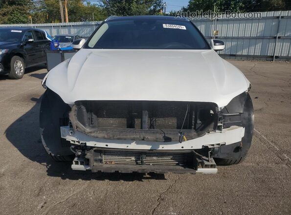 LYV102RK3JB117824 2018 VOLVO XC60 Белый Вид спереди