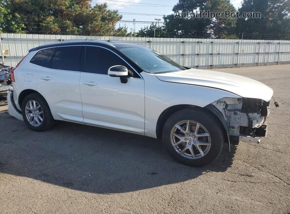 LYV102RK3JB117824 2018 VOLVO XC60 Белый Передняя правая четверть