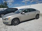 2018 Volvo S60 Premier Beige vin: LYV402HK3JB171722