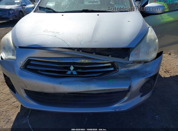 ML32F3FJ2JHF04079 2018 MITSUBISHI MIRAGE G4 Серебряный Вид спереди