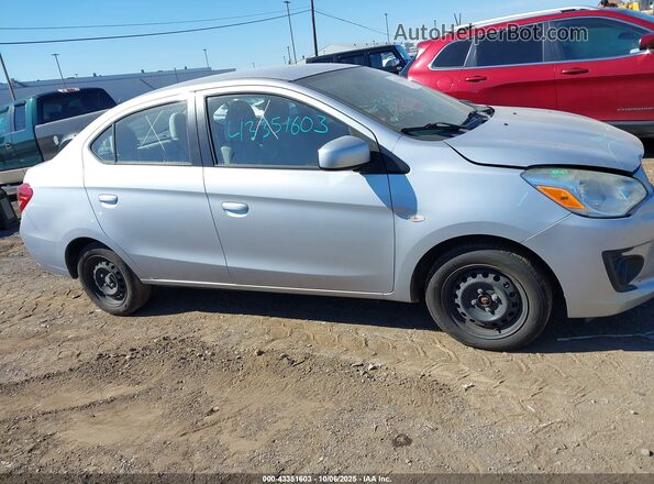 ML32F3FJ2JHF04079 2018 MITSUBISHI MIRAGE G4 Серебряный Вид задней части салона