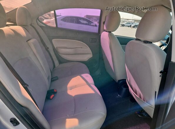 ML32F3FJ4LHF08637 2020 MITSUBISHI MIRAGE Серебряный Вид задних сидений