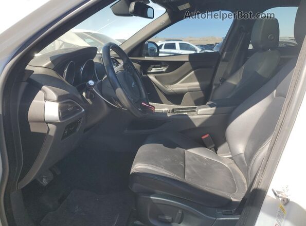 SADCJ2FN6JA260721 2018 JAGUAR F-PACE Белый Вид салона спереди