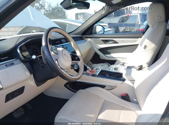 SADCT2EX7RA724950 2024 JAGUAR F-PACE White 