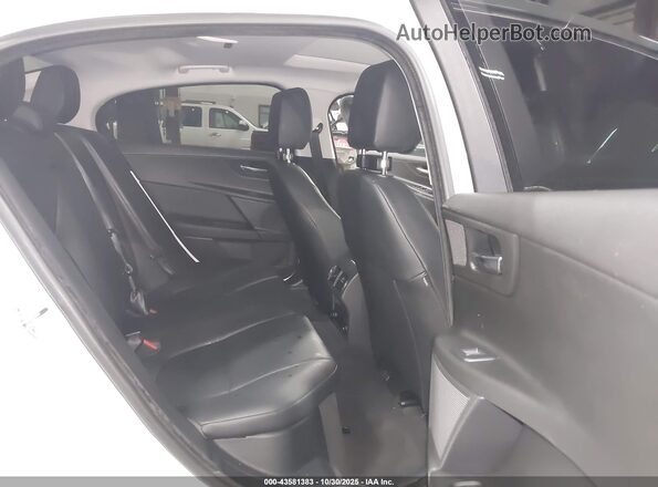 SAJAD4FX6KCP45164 2019 JAGUAR XF Белый Вид наклейки с VIN-кодом
