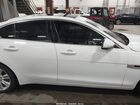 2019 Jaguar Xe 25t Premium Белый vin: SAJAD4FX6KCP45164