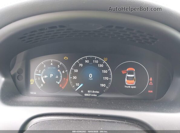 SAJWJ1CD6H8W07904 2017 JAGUAR XJ Black Widok tylnych siedzeń