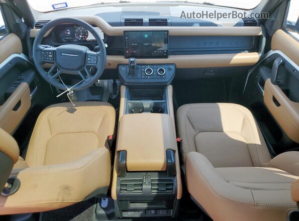 SALEJ7EX8S2393926 2025 LAND ROVER DEFENDER Белый Вид панели приборов