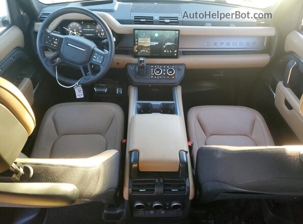 SALEWFFE5S2422632 2025 LAND ROVER DEFENDER Черный Вид панели приборов