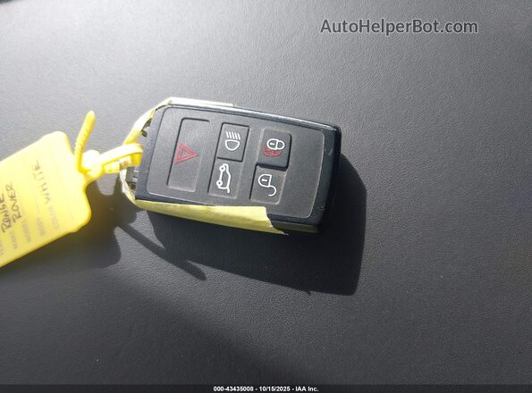 SALKP9FU0PA023147 2023 LAND ROVER RANGE ROVER Белый Вид панели приборов