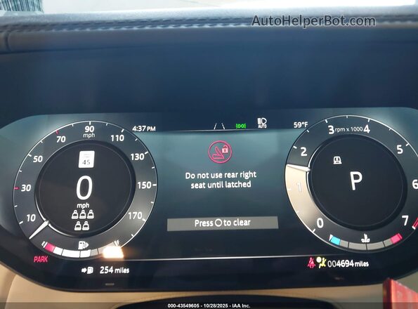 SALKPBFU5SA298531 2025 LAND ROVER RANGE ROVER White Widok tylnych siedzeń