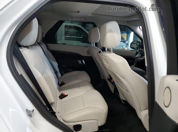 SALRJ2EX3P2465577 2023 LAND ROVER DISCOVERY White Вид задньої частини салону