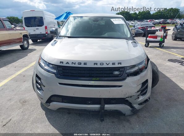 SALZL2FX7RH233668 2024 LAND ROVER RANGE ROVER EVOQUE Silver Widok wnętrza z tyłu