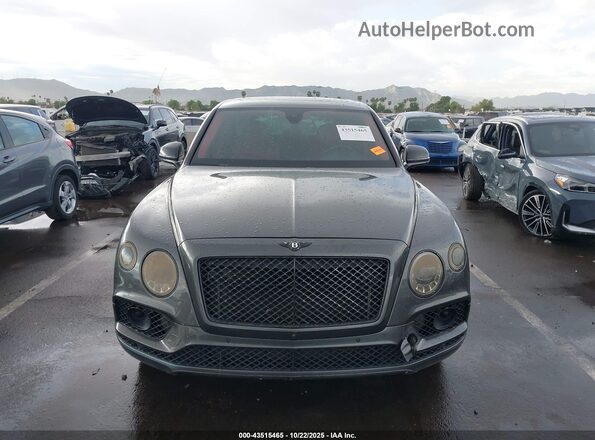 SJAAC2ZV1JC022760 2018 BENTLEY BENTAYGA Gray Widok z przodu