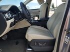 2020 Bentley Bentayga Серебряный vin: SJAAJ2ZV8LC027785