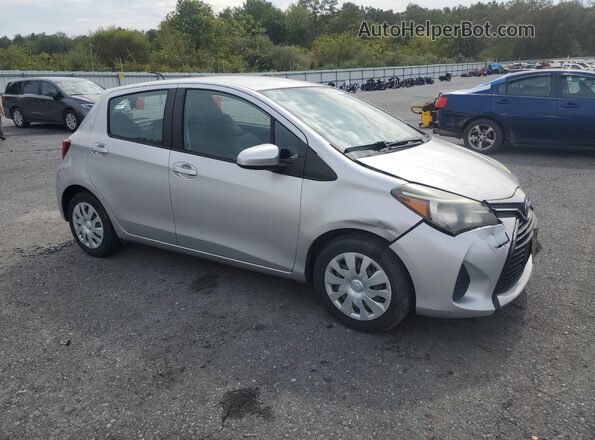VNKKTUD35GA063442 2016 TOYOTA YARIS Серебряный Передняя правая четверть