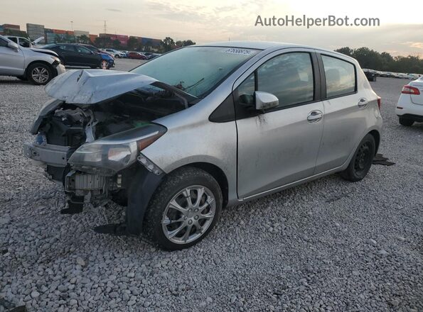 VNKKTUD37GA059960 2016 TOYOTA YARIS Серебряный Передняя левая четверть