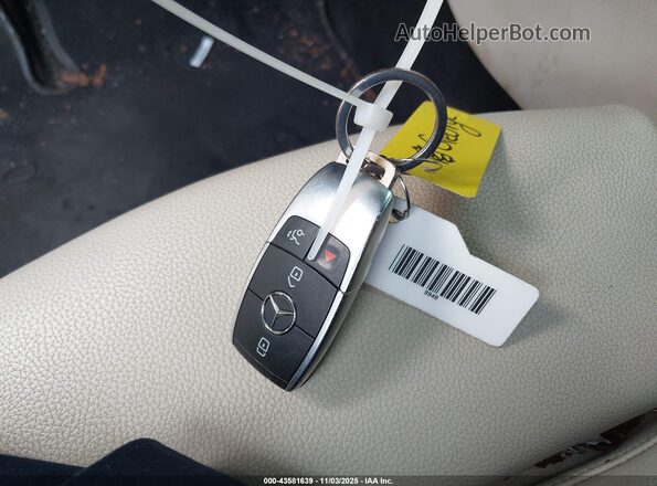W1K3G4EB6MJ309293 2021 MERCEDES-BENZ A 220 Коричневый Вид панели приборов