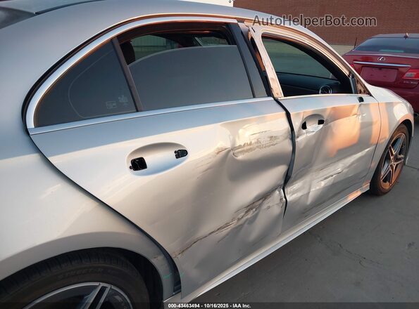 W1K3G4FBXMJ290150 2021 MERCEDES-BENZ A 220 Серебряный Вид спереди