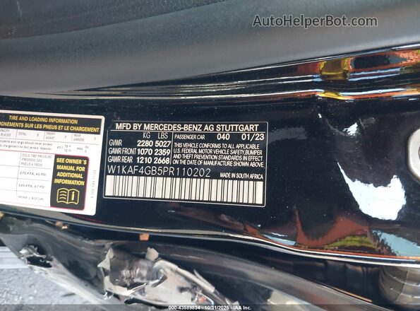 W1KAF4GB5PR110202 2023 MERCEDES-BENZ C-CLASS Black Вид підкапотного простору