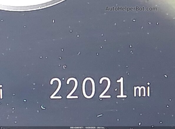 W1KAF4GB8PR124384 2023 MERCEDES-BENZ C-CLASS Серебряный 
