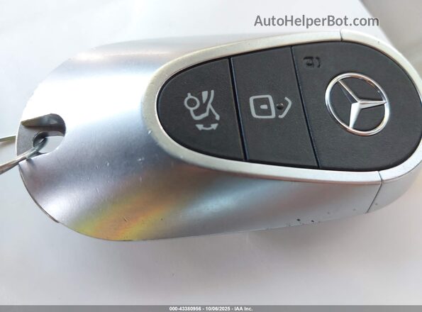 W1KAF4HB6PR092727 2023 MERCEDES-BENZ C-CLASS Black Dashboard view