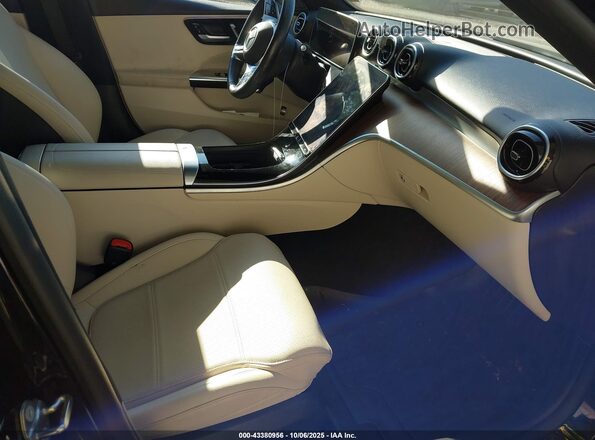 W1KAF4HB6PR092727 2023 MERCEDES-BENZ C-CLASS Black Front interior view
