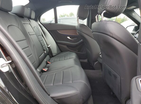 W1KWF8EB9MR648056 2021 MERCEDES-BENZ C Black Widok tylnych siedzeń