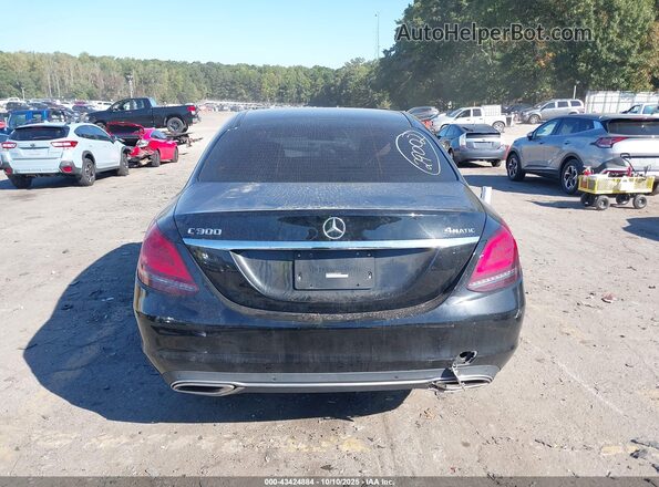 W1KWF8EBXMR648227 2021 MERCEDES-BENZ C-CLASS Черный 