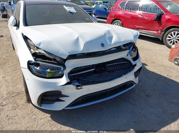 W1KZF5KB7MA932607 2021 MERCEDES-BENZ E-CLASS White Widok z przodu