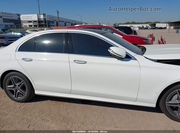W1KZF5KB7MA932607 2021 MERCEDES-BENZ E-CLASS White Widok wnętrza z tyłu