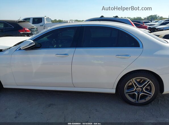 W1KZF5KB7MA932607 2021 MERCEDES-BENZ E-CLASS White Widok wnętrza 360 stopni