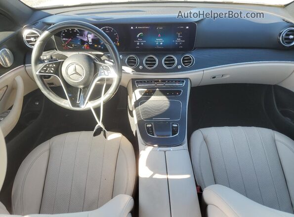 W1KZF8DB4MA972321 2021 MERCEDES-BENZ E Белый Вид панели приборов