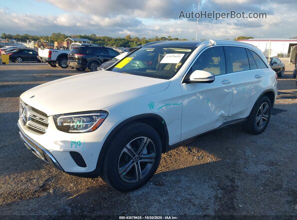 W1N0G8DB4MF961539 2021 MERCEDES-BENZ GLC 300 Белый Передняя левая четверть