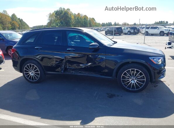 W1N0G8DB9NG117380 2022 MERCEDES-BENZ GLC 300 Black Widok wnętrza z tyłu