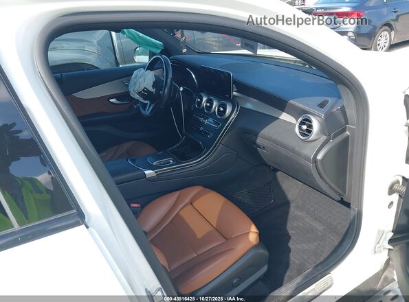 W1N0J8EB0LF853370 2020 MERCEDES-BENZ GLC 300 COUPE Коричневый Вид салона спереди