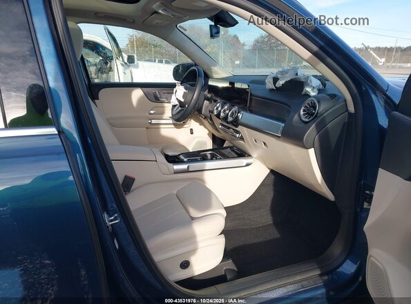 W1N4M4GBXPW280658 2023 MERCEDES-BENZ GLB-CLASS Синий Вид салона спереди