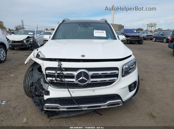 W1N4M4HB0LW014929 2020 MERCEDES-BENZ GLB-CLASS Белый Вид щитка приборов