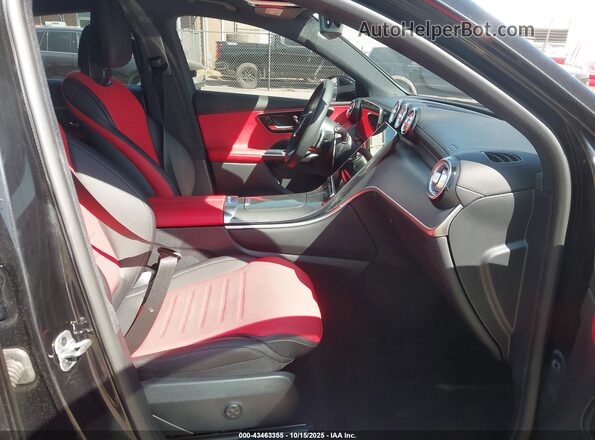 W1NKJ4HB3SF420136 2025 MERCEDES-BENZ GLC 300 Черный Вид салона спереди