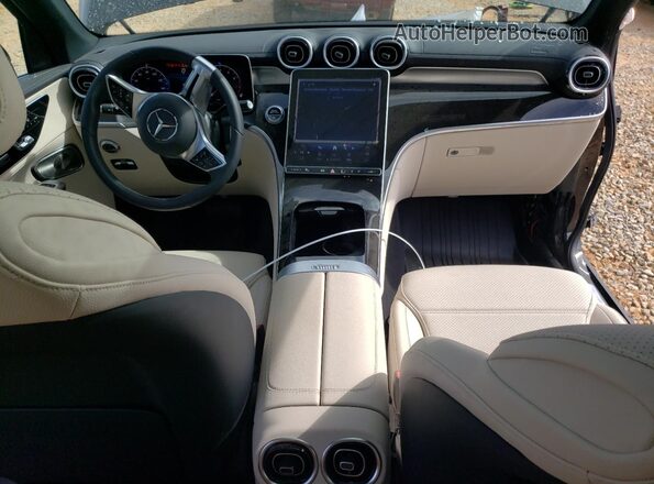W1NKM4HB2RF203632 2024 MERCEDES-BENZ GLC-CLASS Black Vista del salpicadero