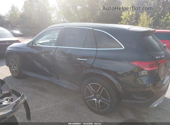 W1NKM4HB3RF212565 2024 MERCEDES-BENZ GLC 300 Черный Панорамный вид салона 360°