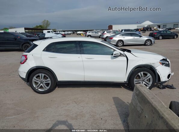 W1NTG4EB6LU030684 2020 MERCEDES-BENZ GLA 250 White Rear interior view