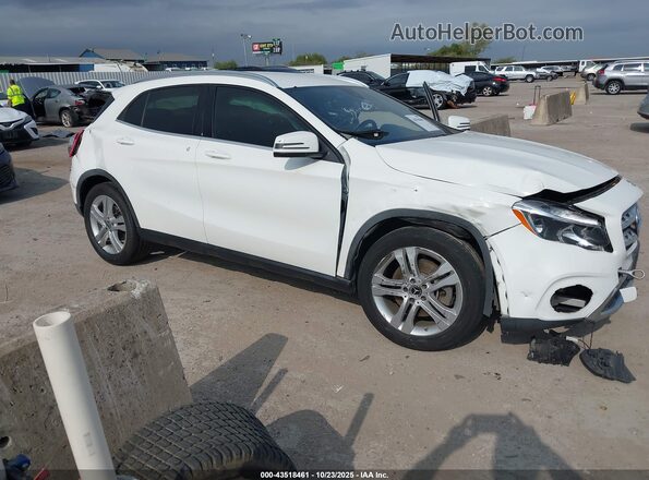 W1NTG4EB6LU030684 2020 MERCEDES-BENZ GLA 250 White Front view
