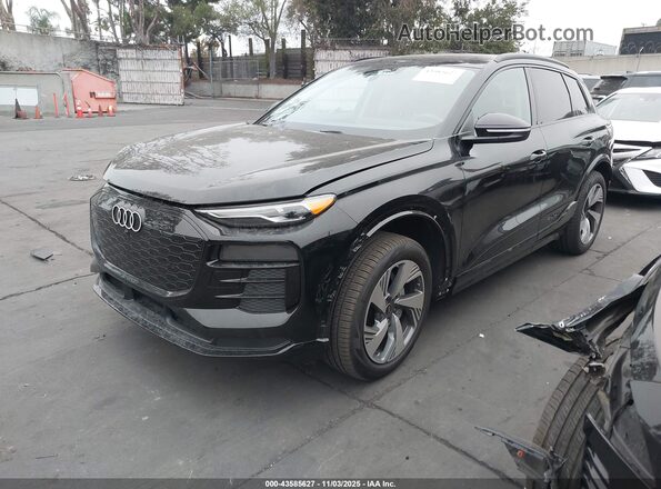 WA114BGF1SA063243 2025 AUDI Q6 E-TRON Черный Передняя левая четверть