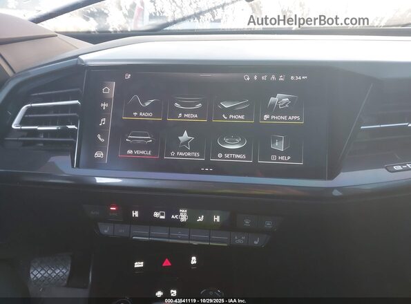 WA122BFZ6RP026444 2024 AUDI Q4 Белый 