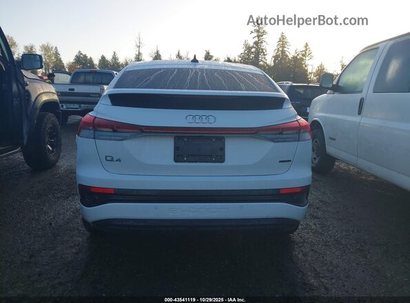WA122BFZ6RP026444 2024 AUDI Q4 Белый 