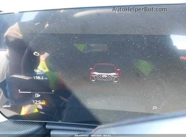 WA125AGU6S2022272 2025 AUDI SQ5 Белый Вид задних сидений